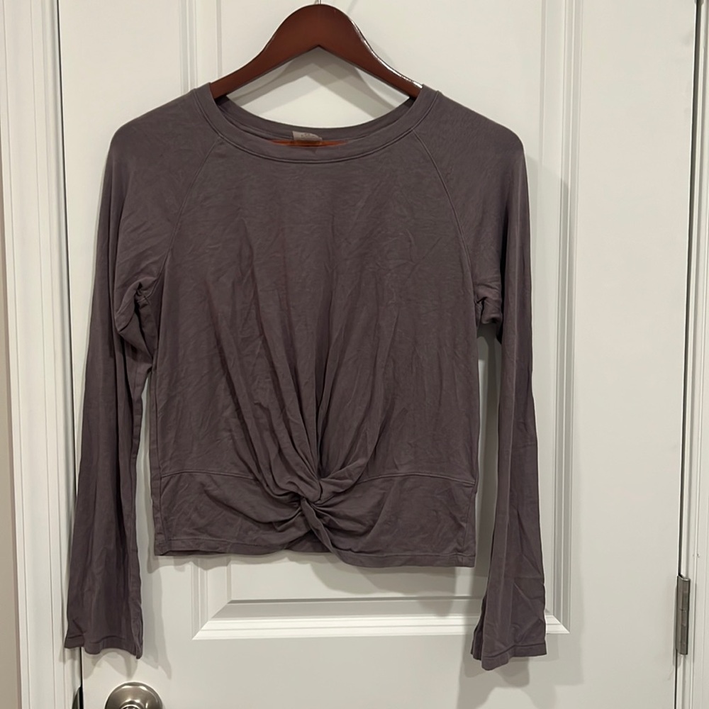 Women's Long Sleeve Knotted Top - Gray